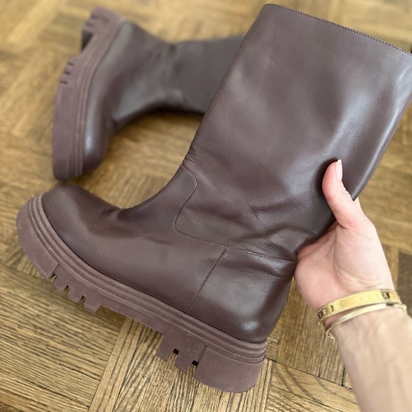 Pollini Shoes - Burgundy red leather Italian boots